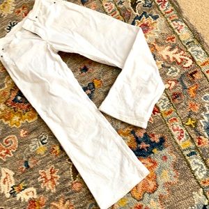 LL Bean white higher rise jeans in size 8R